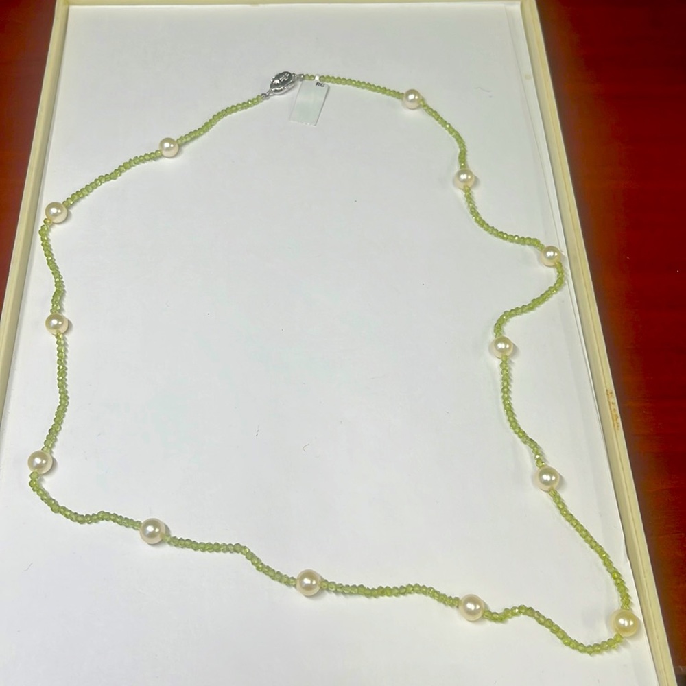 Green Pearl Necklace